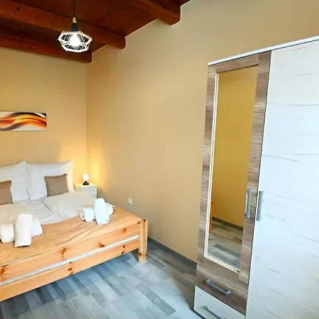 Rejtekhely Apartment Miskolc