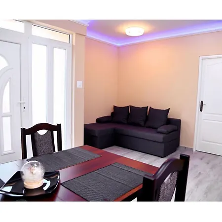 Rejtekhely Apartment Miskolc