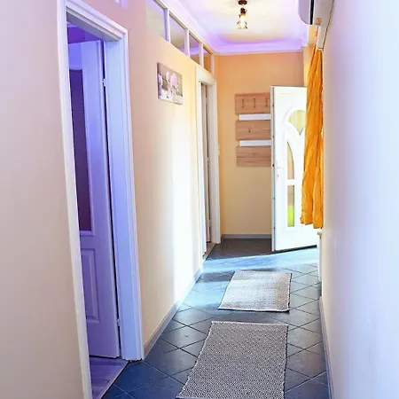 Rejtekhely Apartment *