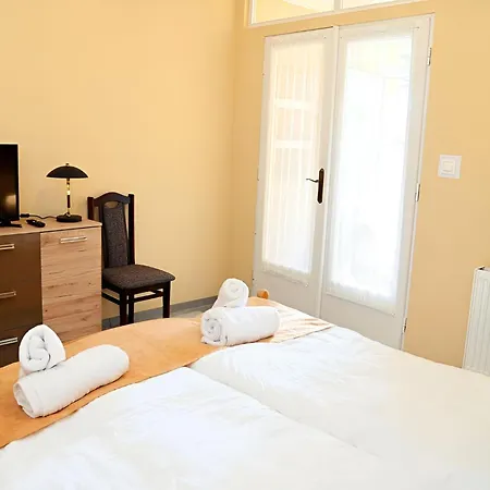 Rejtekhely Apartment Miskolc